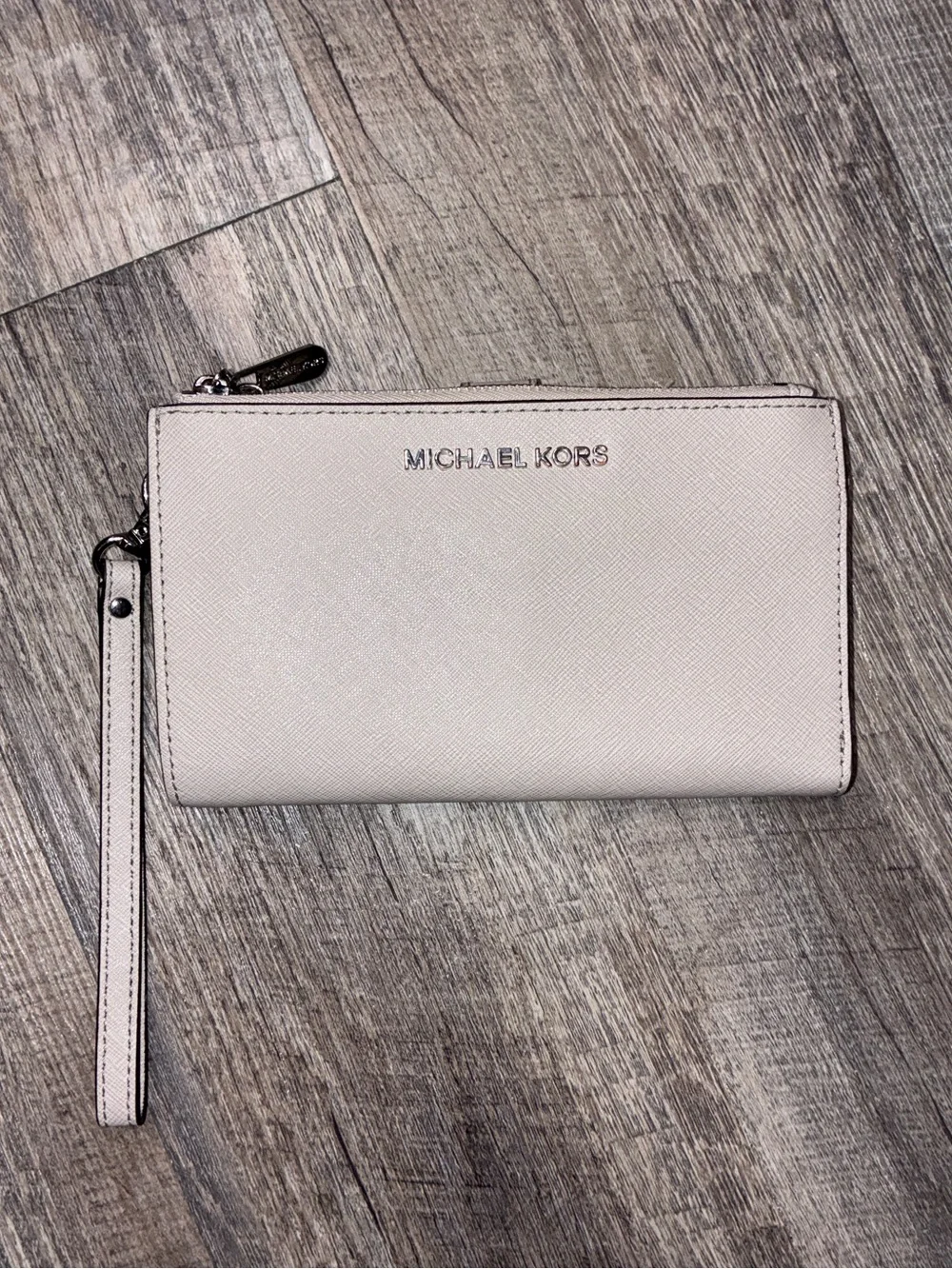 Michael Kors Jet Set Travel Large Double Zip Wristlet Phone Wallet Tan